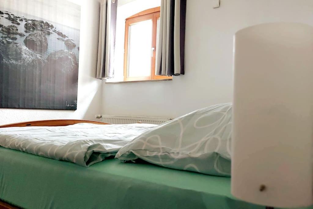 Zentrale Ferienwohnung - Direkt Am See Und Schloss Schwerin  Exterior foto